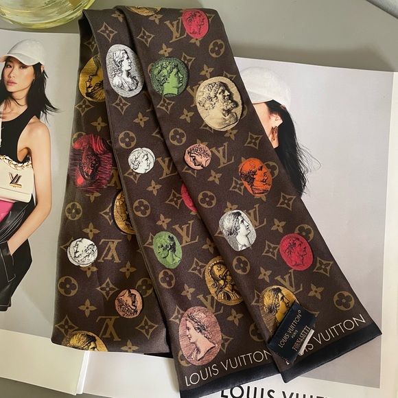 RARE Louis Vuitton Twilly Bandeau Fornasetti Greco Roman Design - Picture 2 of 9